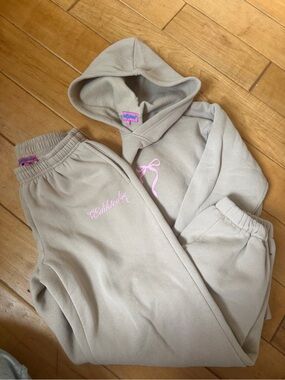 Edikted Taupe Hoodie and Sweat Pants Set with Pink Bow Logo Tag XS